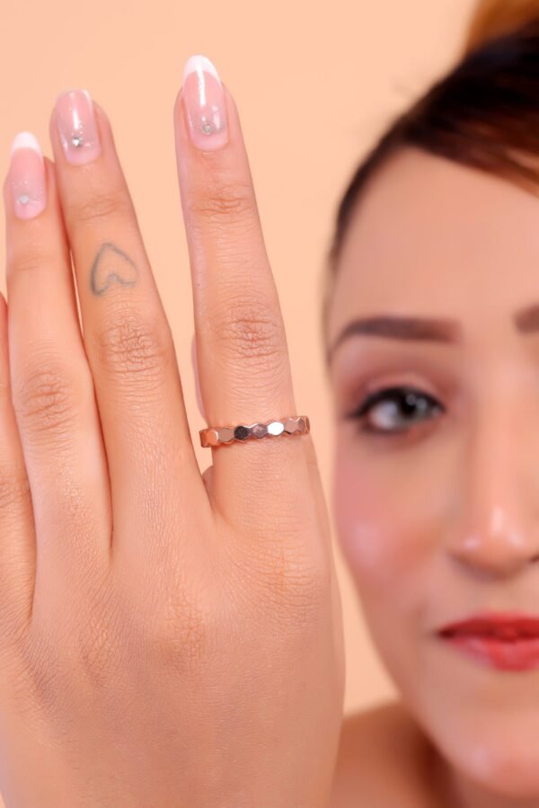 Exquisite Hexagon Ring with Sparkling Gemstone Accents – A Modern and Minimalist Statement of Elegance - Image 8
