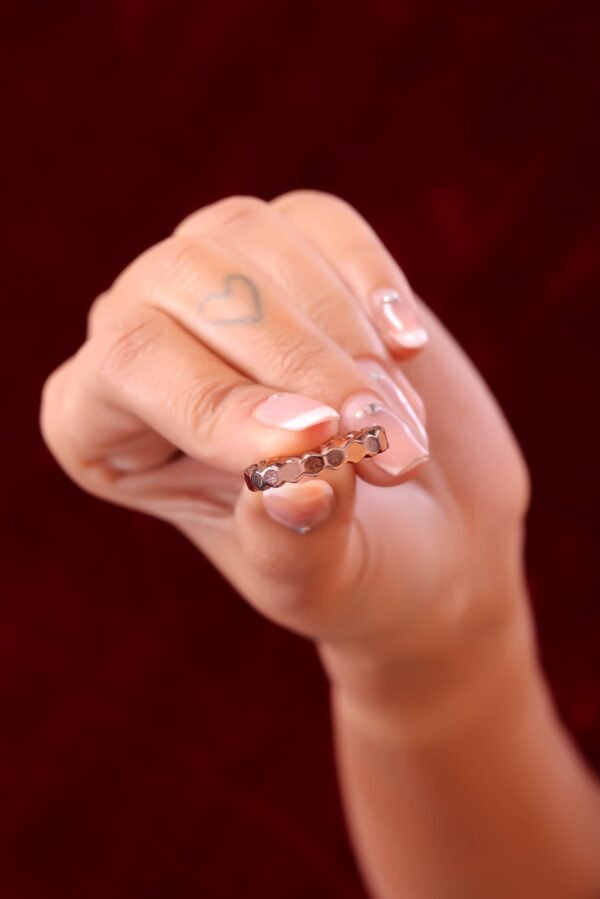 Exquisite Hexagon Ring with Sparkling Gemstone Accents – A Modern and Minimalist Statement of Elegance - Image 2