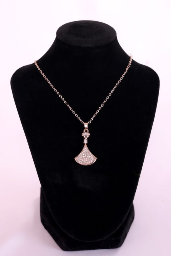Elegant Fan Pendant Necklace with Sparkling Accents - Image 8