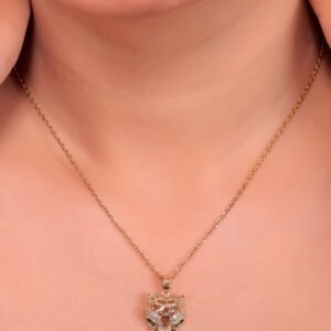 Luxury Panther Head Pendant Necklace – Gold with Sparkling Stones & Emerald Eyes