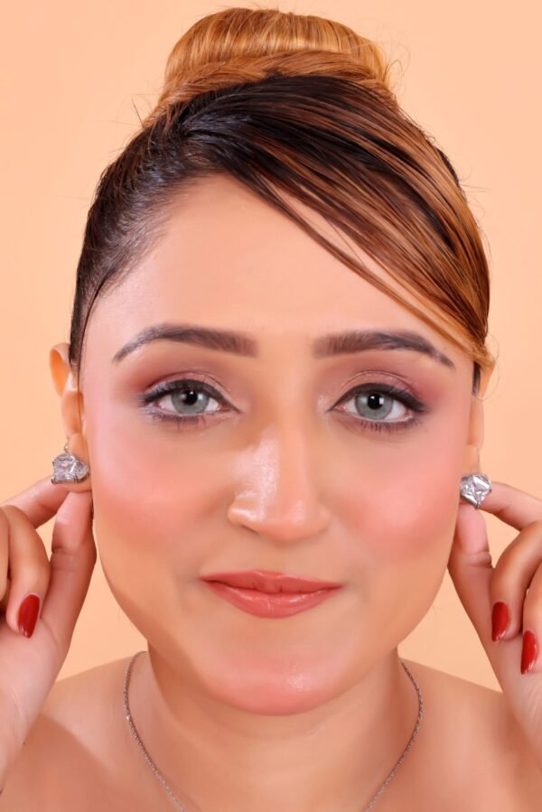 Elegant Heart-Shaped Diamond Jewelry Set – Sparkling Necklace & Earrings for a Timeless Look