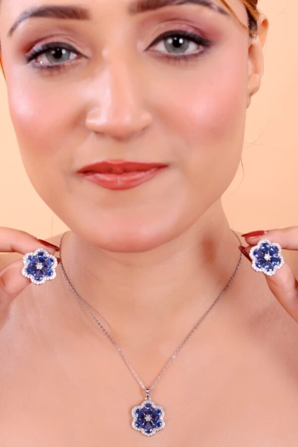 Stunning Blue Gemstone Floral Jewelry Set – A Radiant Bloom of Elegance & Beauty - Image 6