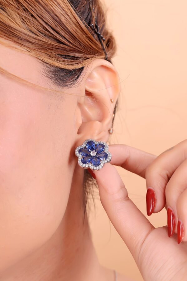 Stunning Blue Gemstone Floral Jewelry Set – A Radiant Bloom of Elegance & Beauty - Image 4